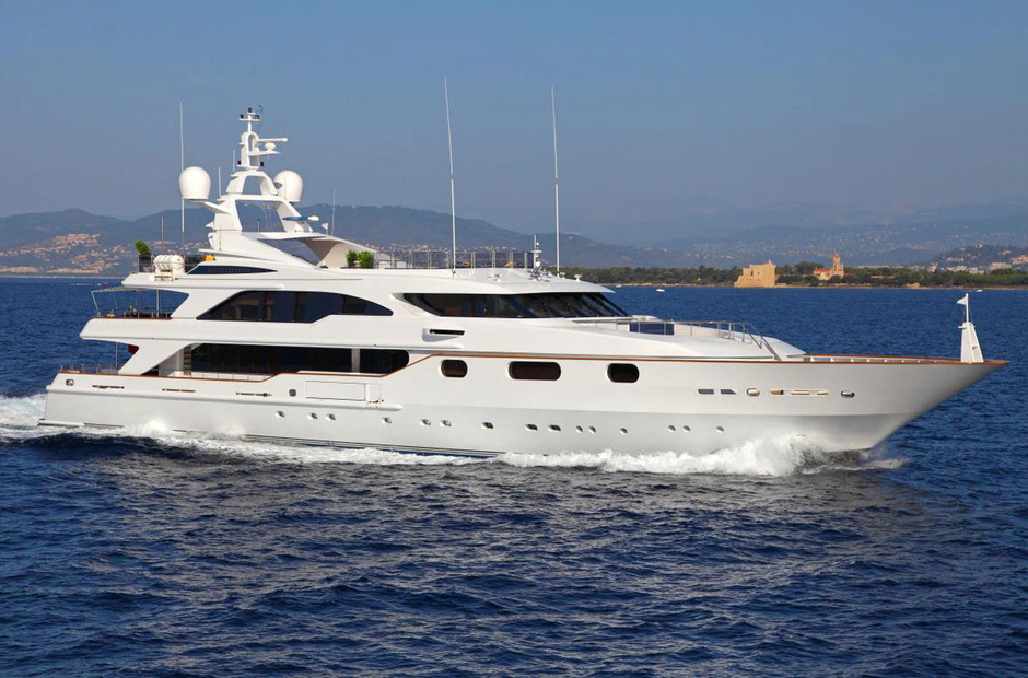 Benetti Akira One
