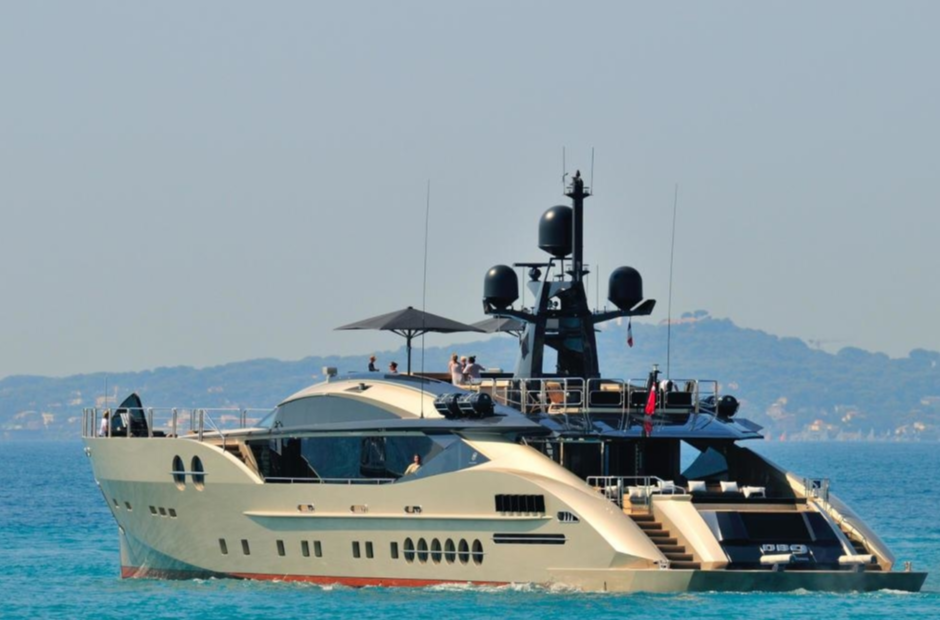 Palmer Johnson DB9