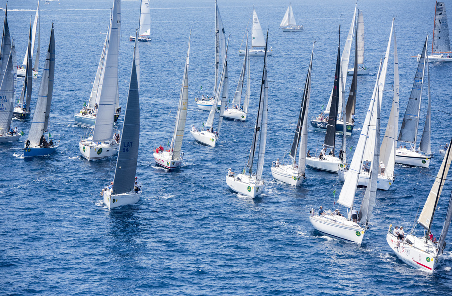 Start Giraglia Rolex Cup