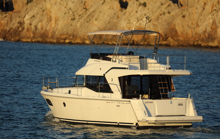 Beneteau Swift Trawler 35 (2023)