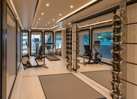It makes sense to start the morning in the fully equipped gym. The stars are rejoicing.