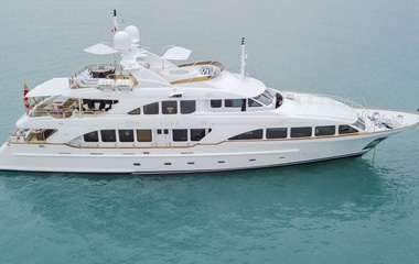 Benetti Aura