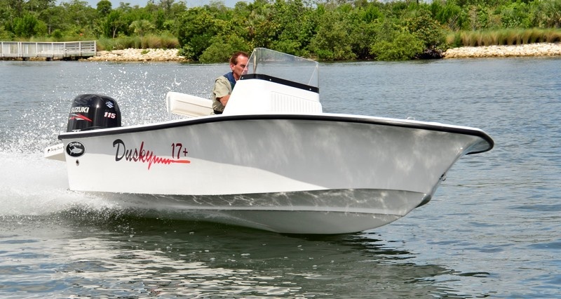 Dusky 17 Open Fisherman