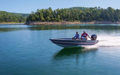 Tracker Guide V-16 Laker DLX T