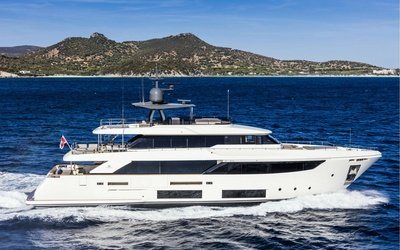 Custom Line Navetta 30