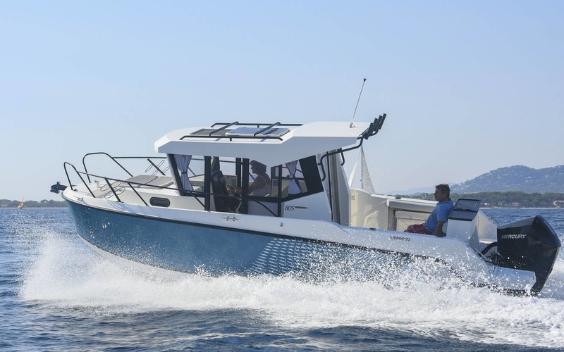 Quicksilver 805 Pilothouse