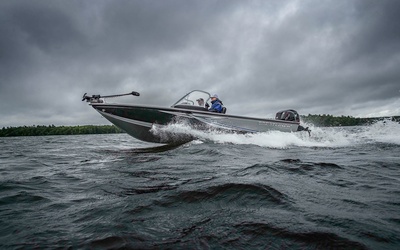 Crestliner 2100 Raptor