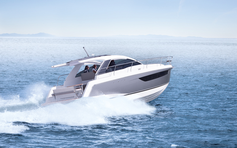 Sealine S330