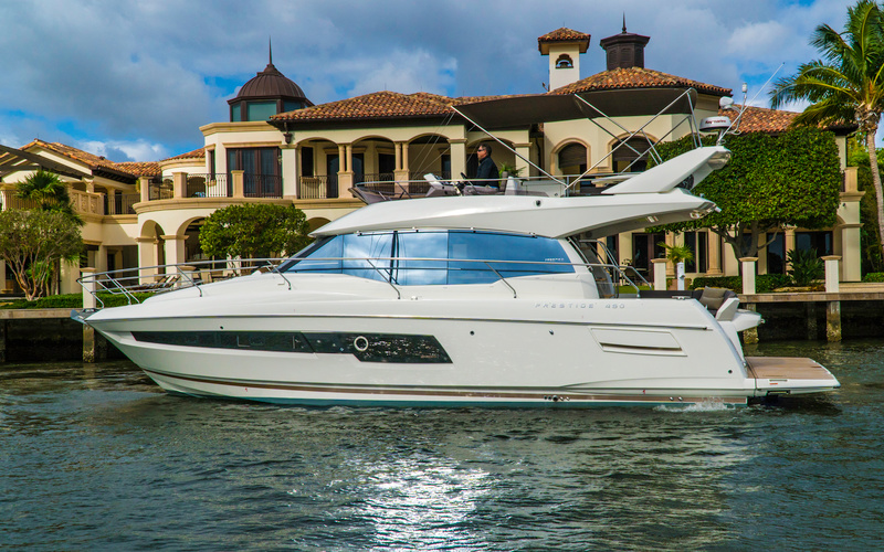 Prestige 460