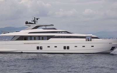 Novurania Launch 750