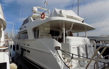 CL Yachts Bendis