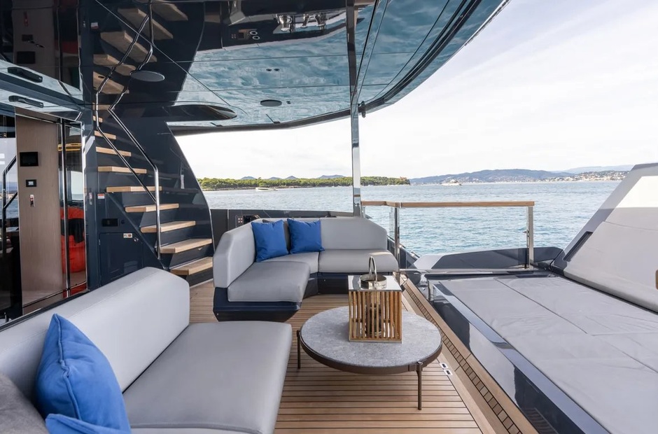 Sunseeker Majic