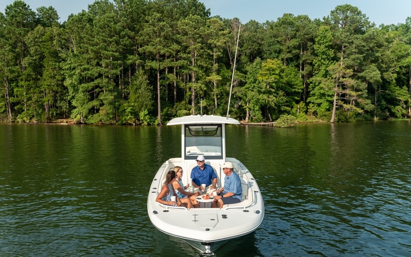 Sea Hunt Escape 25