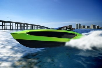 Conor McGregor to own &laquo;supercar of the seas&raquo;