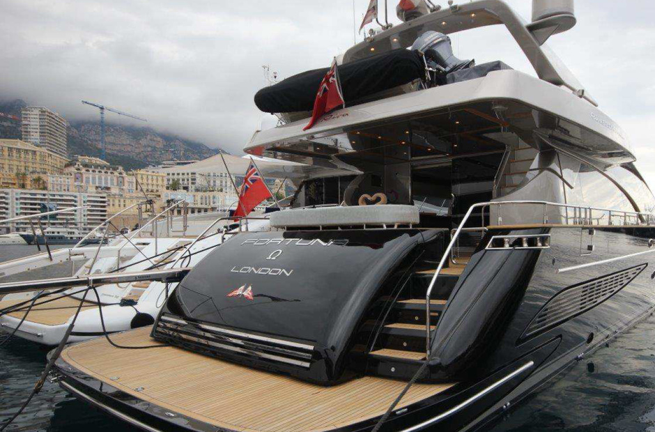 Riva Black Pearl Ajaccio