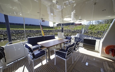 Altena Canal Cruiser