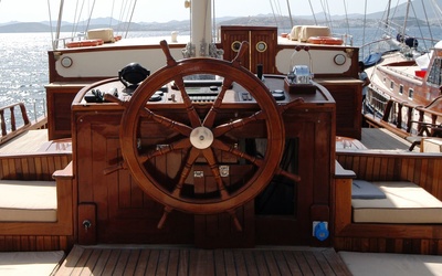 Aegean 33 M