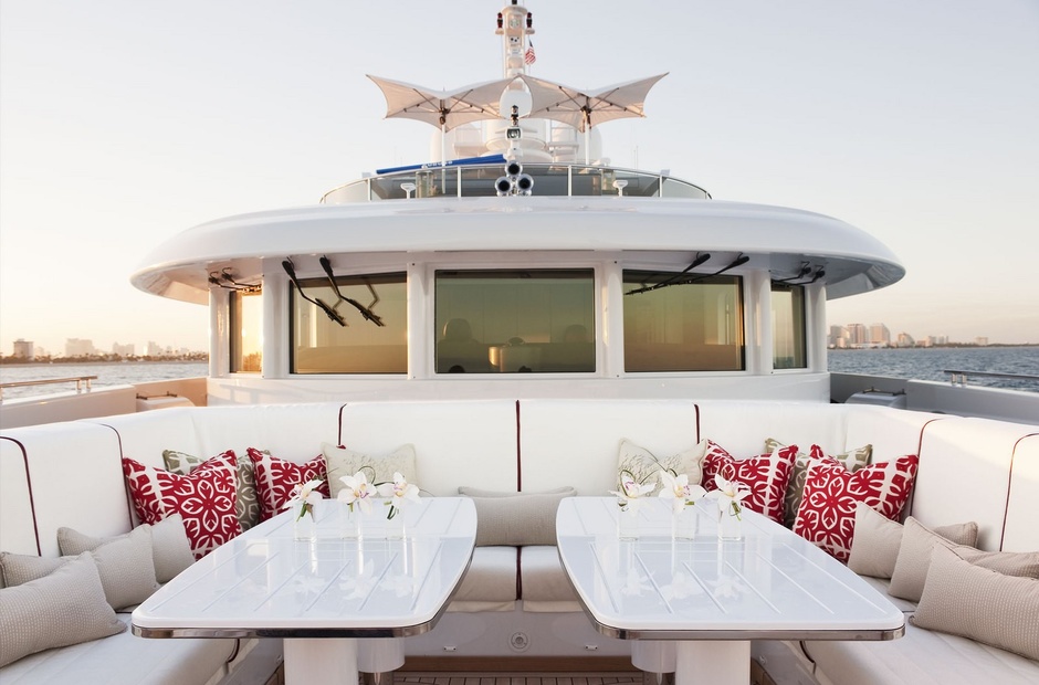 Heesen Idefix II