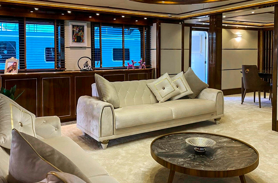 AvA Yachts Apna
