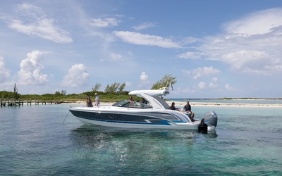 Formula 350 Crossover Bowrider