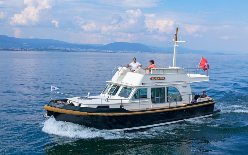 Linssen 36 Sedan Deckbridge