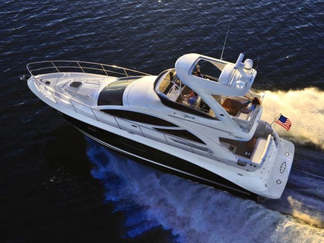 Sea Ray 450 Sedan Bridge