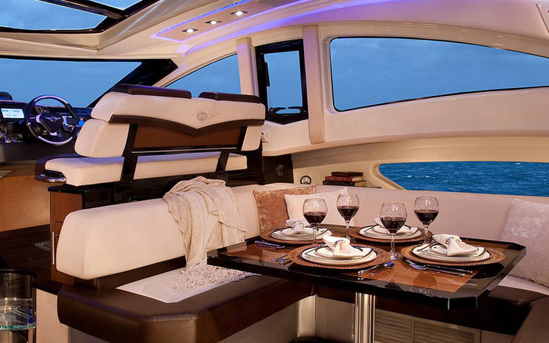 Marquis 500 Sport Yacht