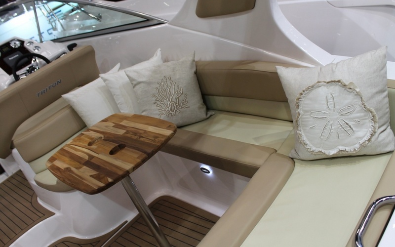Triton 300 Classic