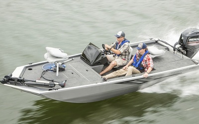 Crestliner 1700 Storm