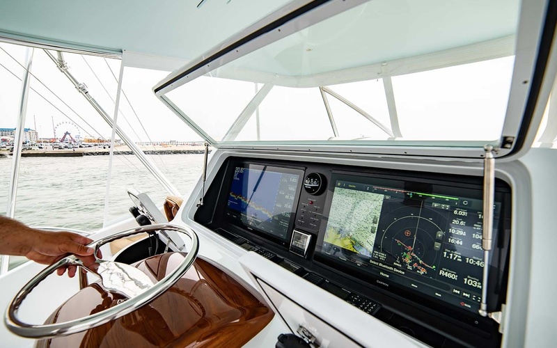 Duffie Boatworks 64