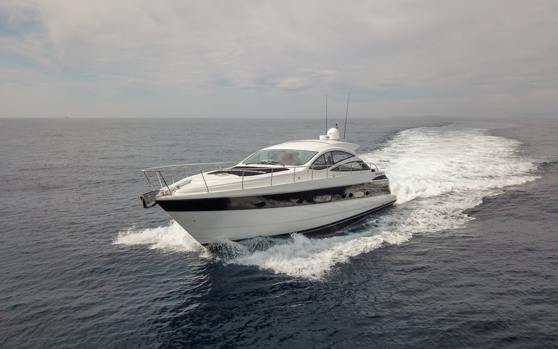 Pershing 56