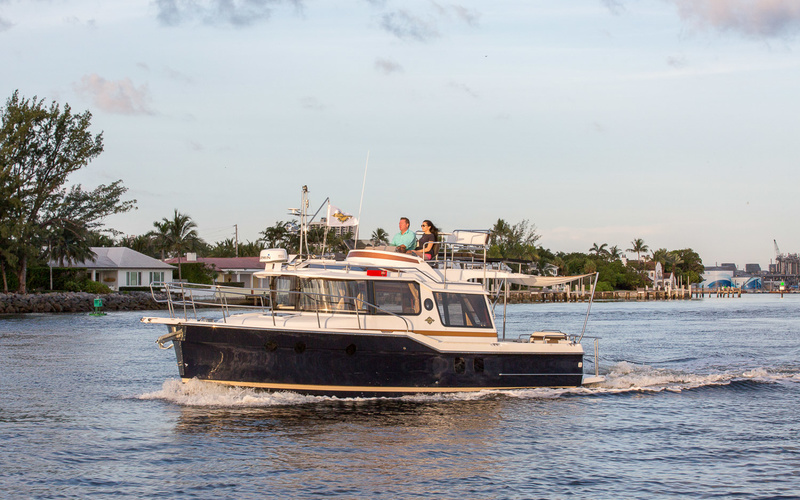 Ranger Tugs R-29 CB