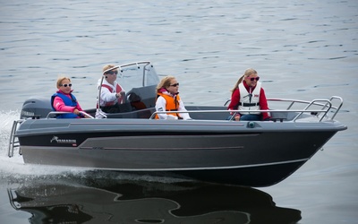 Yamarin Cross 46 Side Console