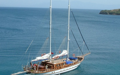 Aegean 22 M