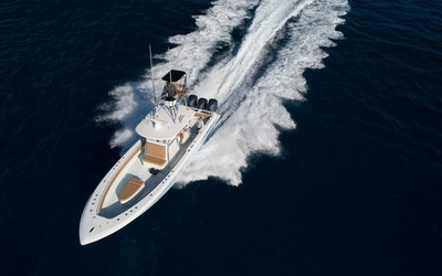Contender 39ST