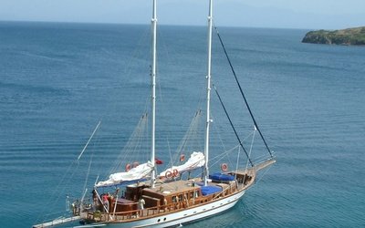 Aegean 22 M