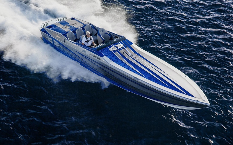 Cigarette 38' Top Gun