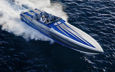 Cigarette 38' Top Gun