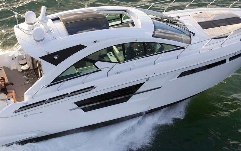 Cruisers Yachts 54 Cantius