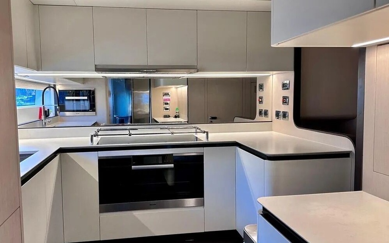 Glastron GT 245
