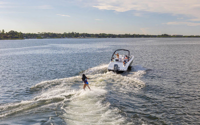 Hurricane SunDeck 235 OB