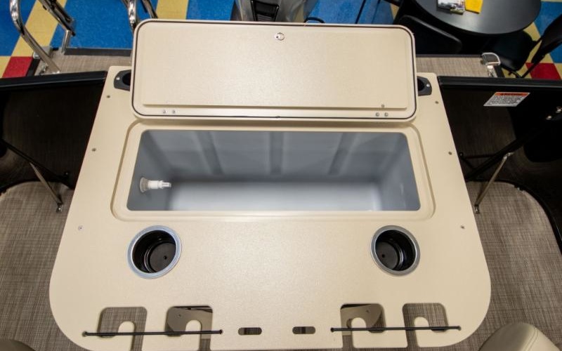 Sunchaser Eclipse 8523 CC Fish