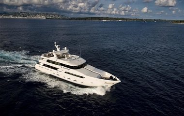 Marin LuxurYachts Darlings