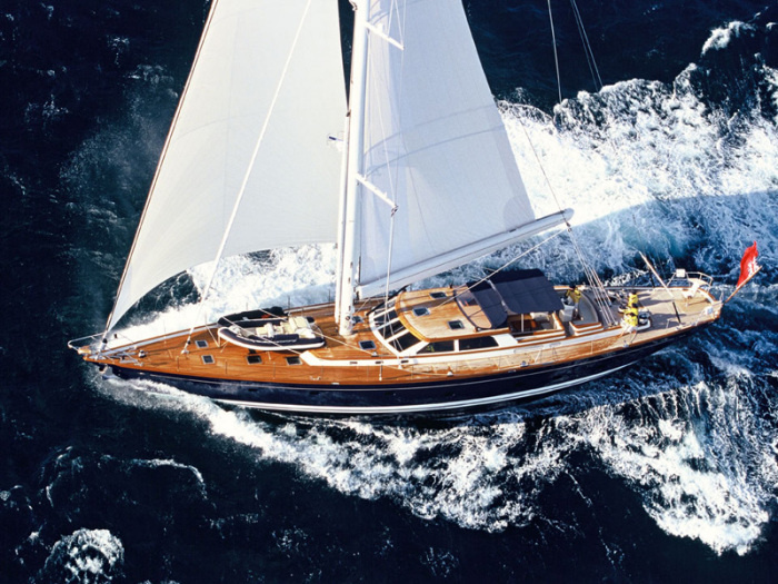 Alloy Yachts Chimera