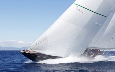 Camper & Nicholsons  Shamrock V