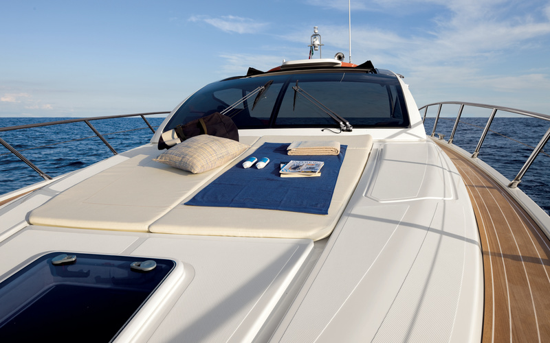 Atlantis 44