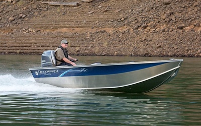 Duckworth 18 Advantage Outboard Tiller