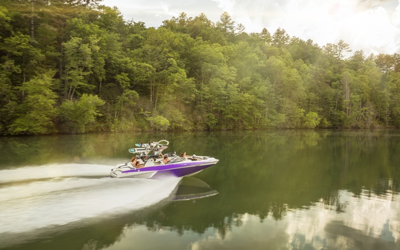 Malibu Wakesetter 22 MXZ