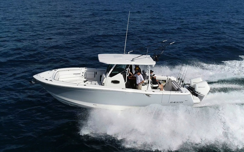 Blackfin 302CC