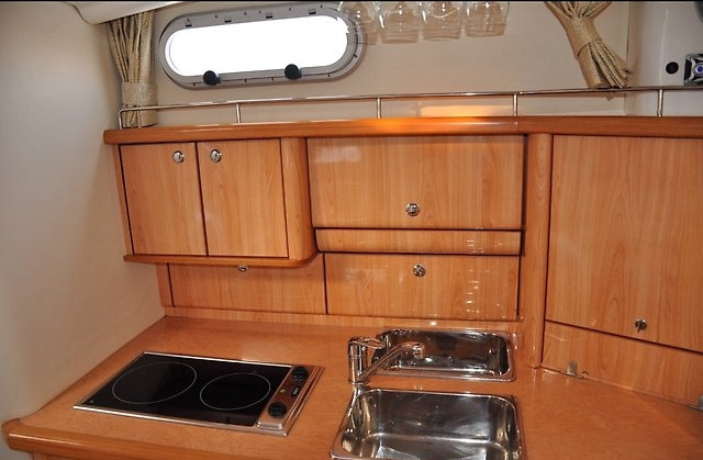 Sealine S37